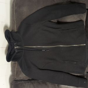 COPY - Gently used women's hoodie size Small 4-6